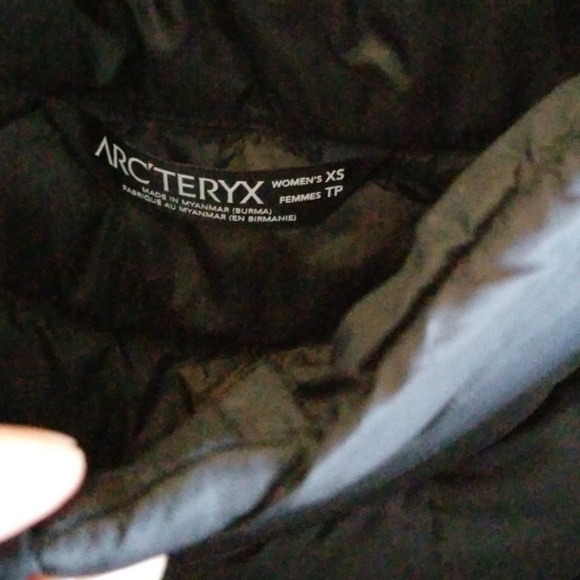 SOLD --- Arc'teryx Cerium LT - Picture 3 of 3